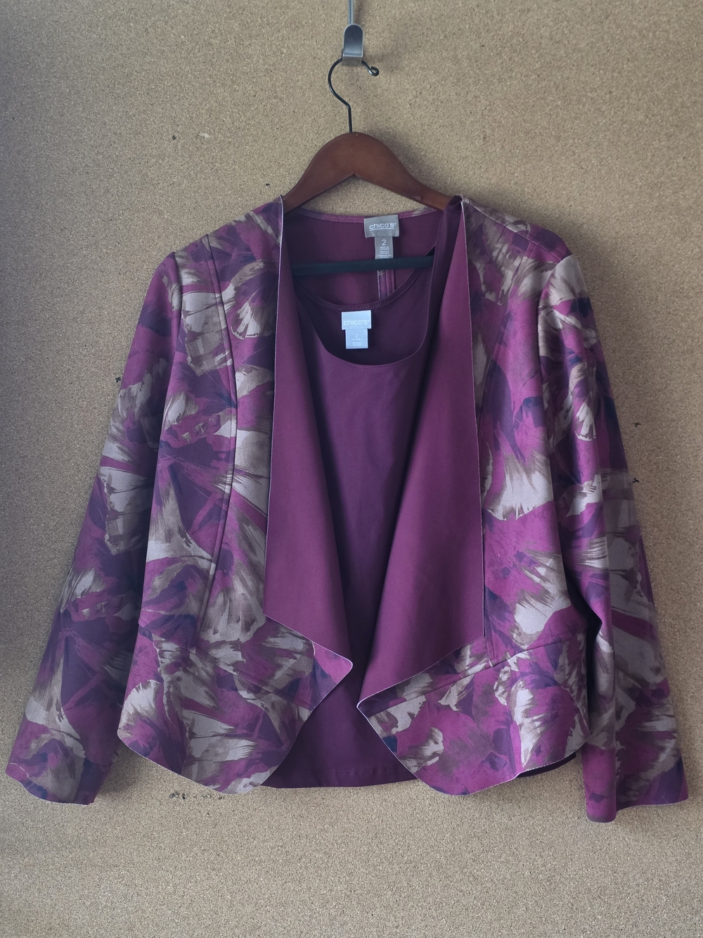 Chico's Travelers 2-Pc Cascade Jacket & Tank Set Plum Floral Knit Size 2 Large